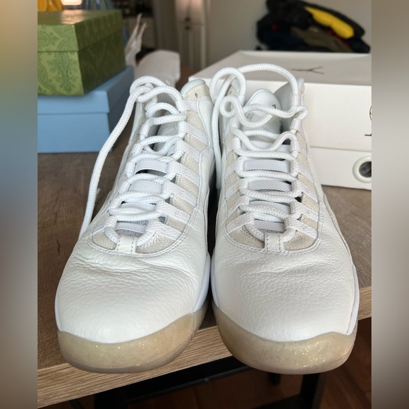 White Air Jordan Retro 10 - Picture 2 of 4